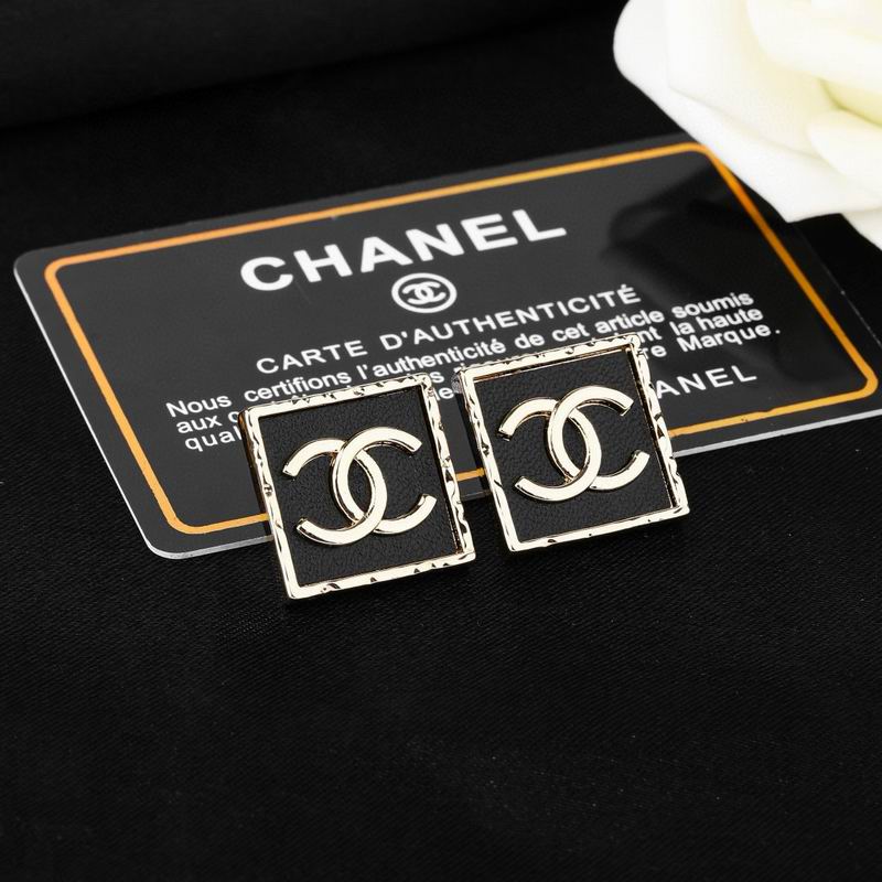 Chanel  Earring 04yxs57